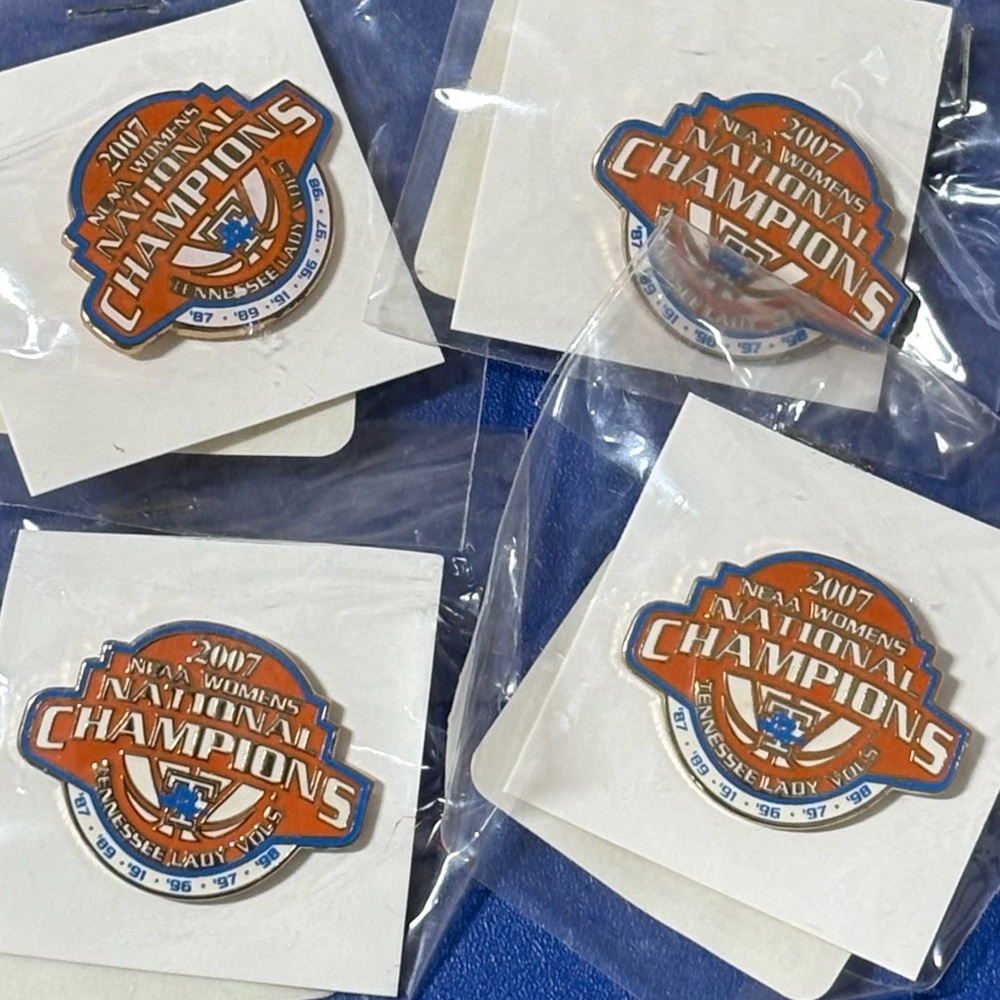 Lot of 4 Tennessee Lady Vols 2007 NCAA Champions Lapel Pins Pinback NOS Sealed